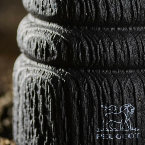 PARIS NATURE Black Młynek do pieprzu 18 cm / PEUGEOT