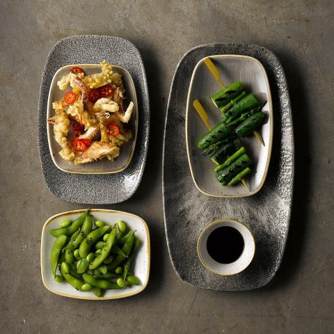 Talerz podłużny szefa kuchni Raku Quartz Black, 200x120mm