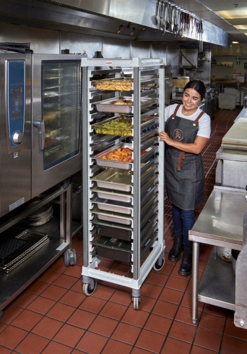 Wózek Camshelving do transportu pojemników, 18 × GN 1/1, Cambro, 730x438x(H)171mm