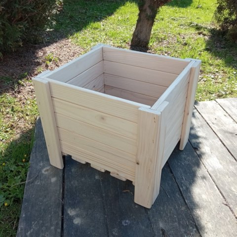 Skrzynia donica drewniana surowa EKO 40 cm duża Skrzynia donica drewniana surowa EKO 40 cm duża